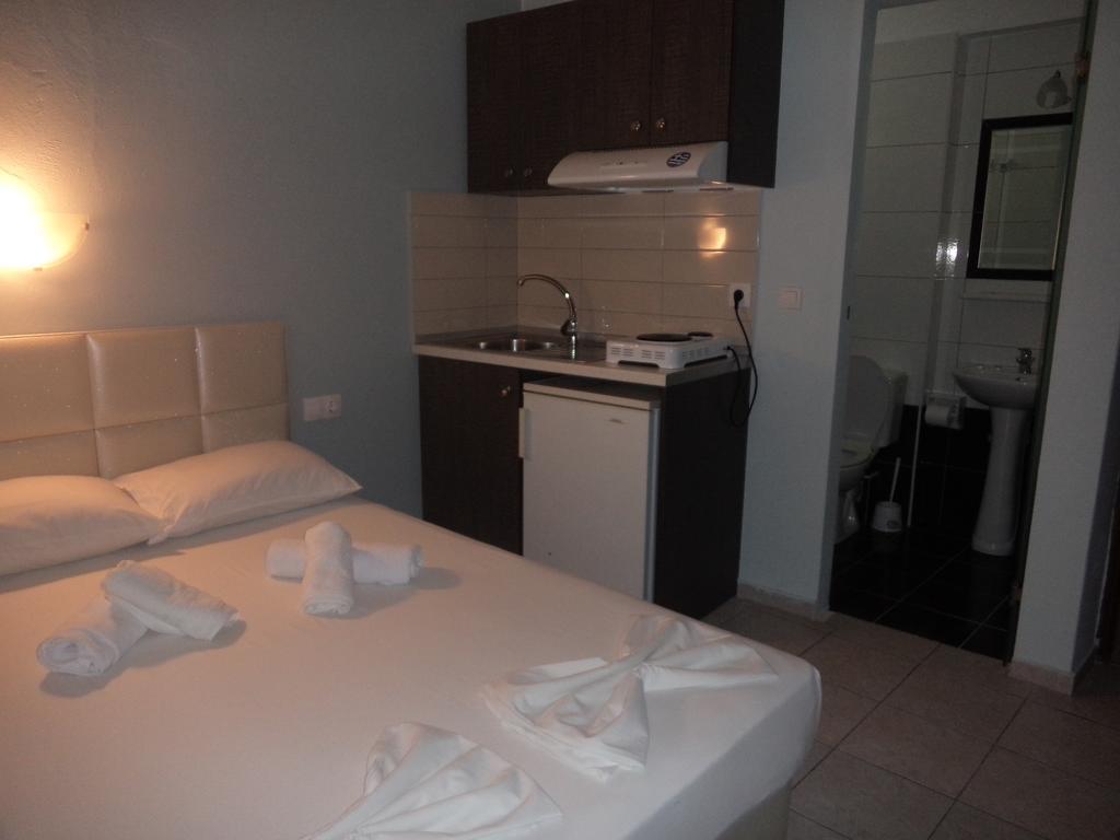Hotel Dioni Paralia Katerinis Bilik gambar