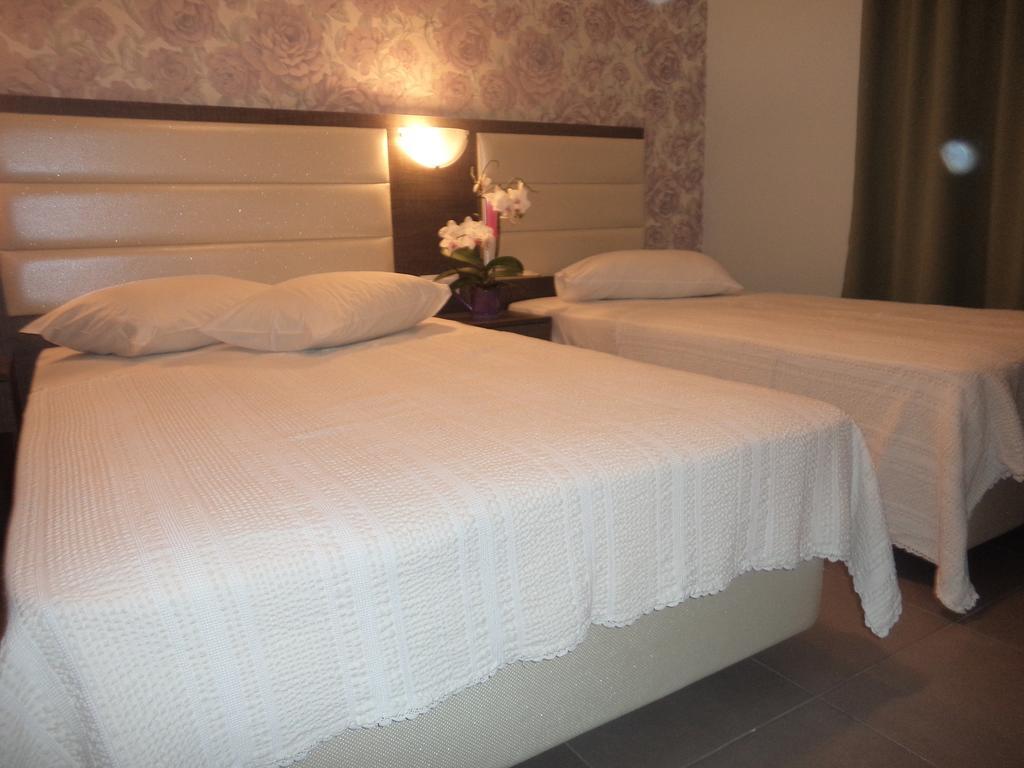 Hotel Dioni Paralia Katerinis Luaran gambar