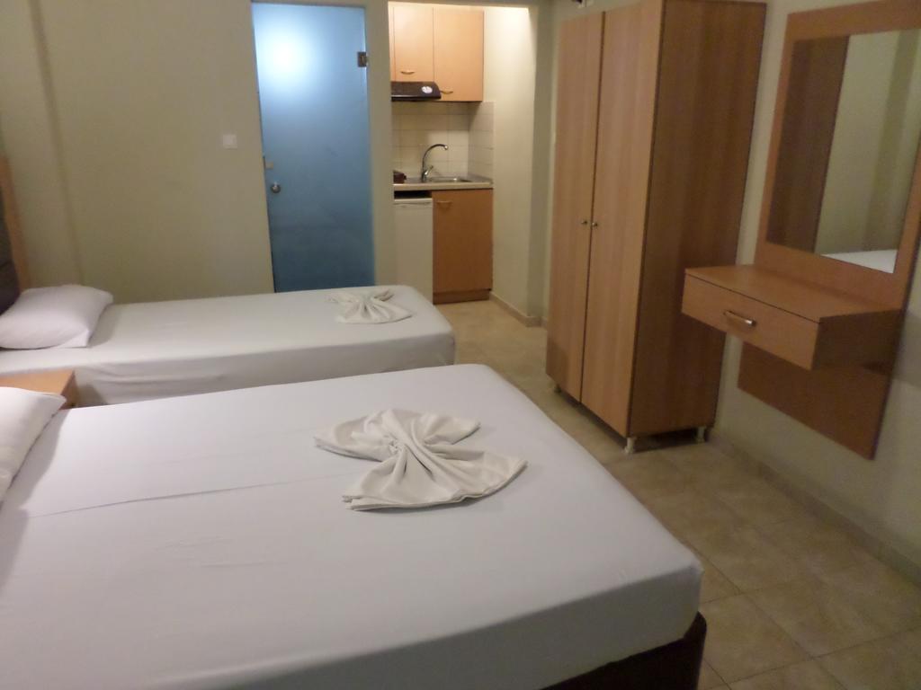 Hotel Dioni Paralia Katerinis Bilik gambar