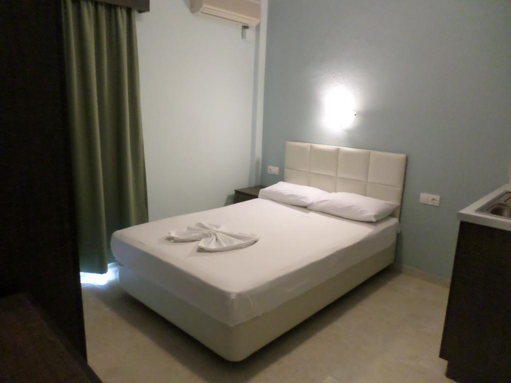 Hotel Dioni Paralia Katerinis Bilik gambar