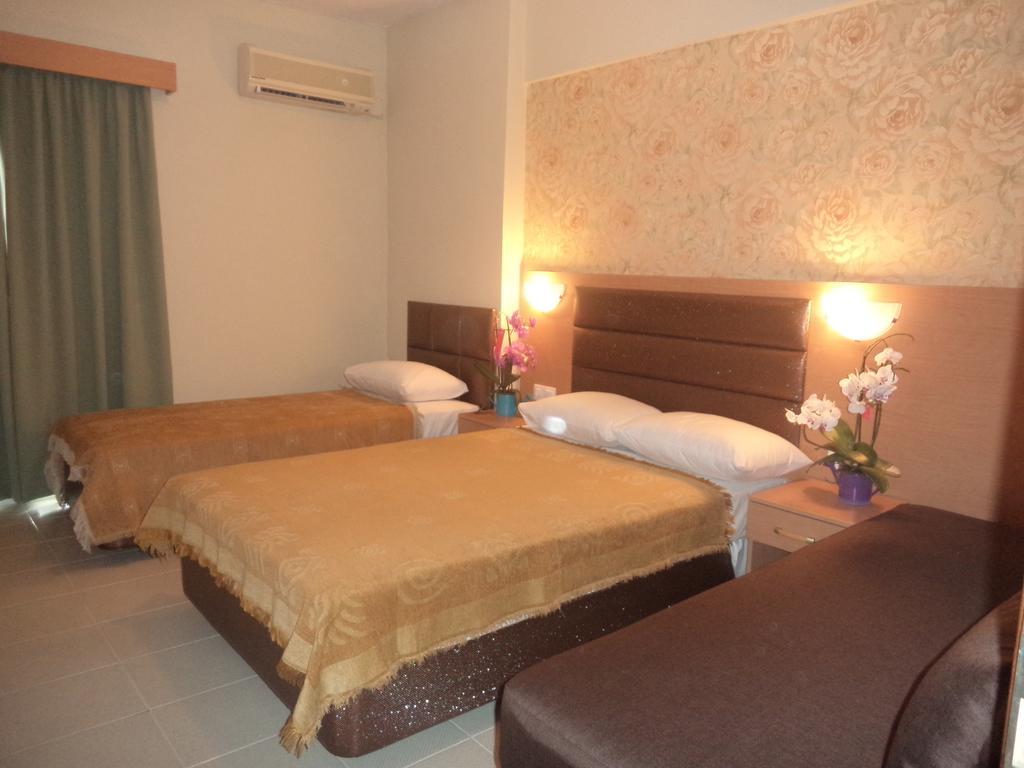 Hotel Dioni Paralia Katerinis Bilik gambar