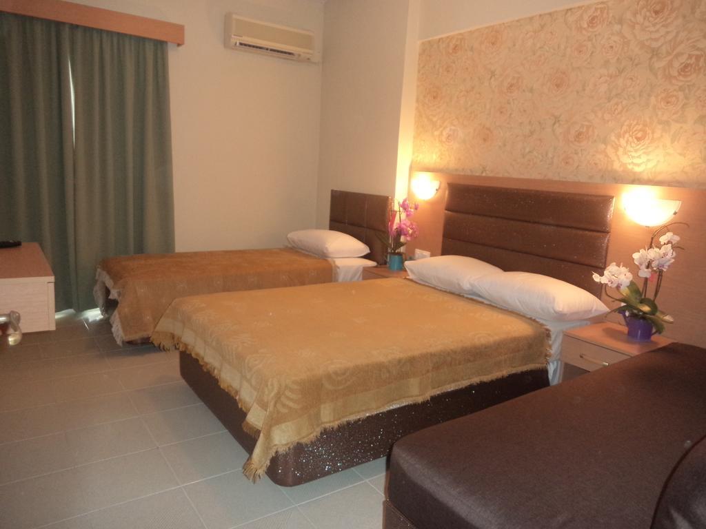 Hotel Dioni Paralia Katerinis Luaran gambar